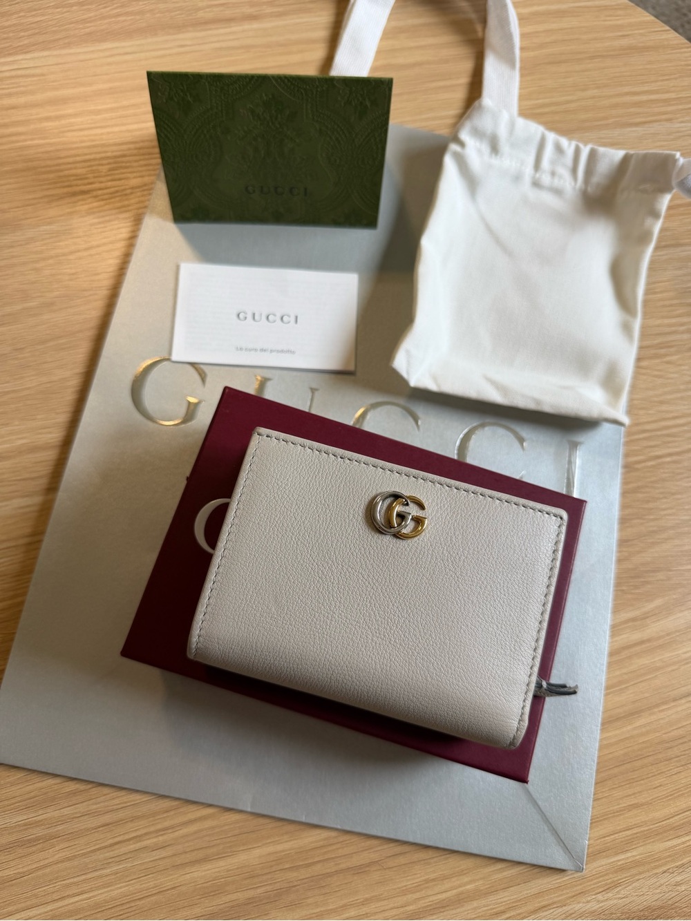 Bi-Color GUCCI GG Marmont Small Wallet